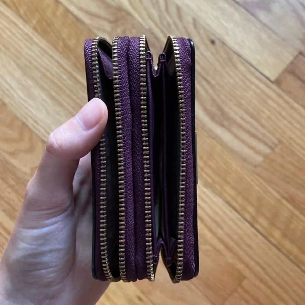 Kate Spade Wallet - Picture 3 of 3